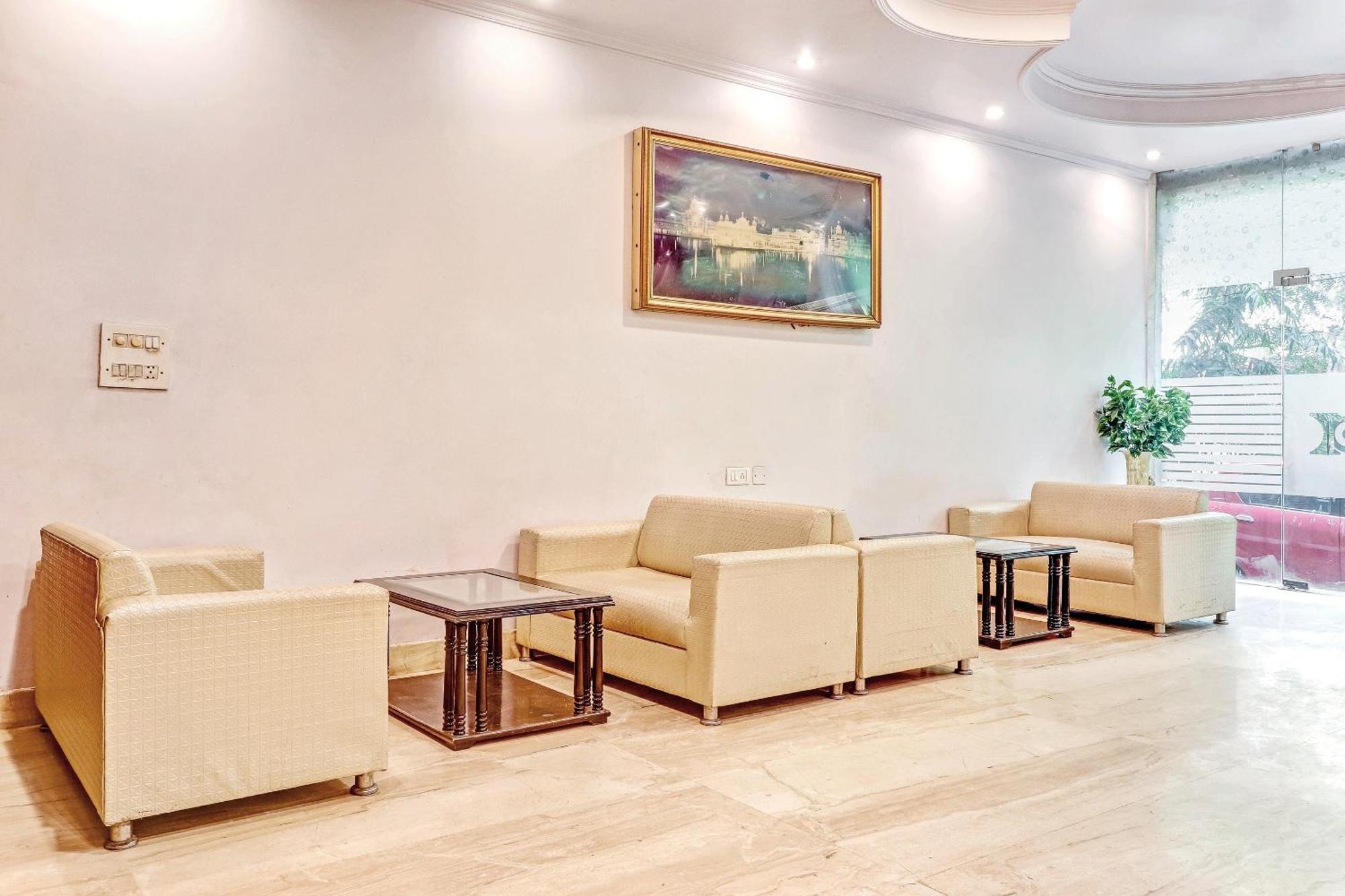 Hotel O Grand Central Delhi  Ngoại thất bức ảnh