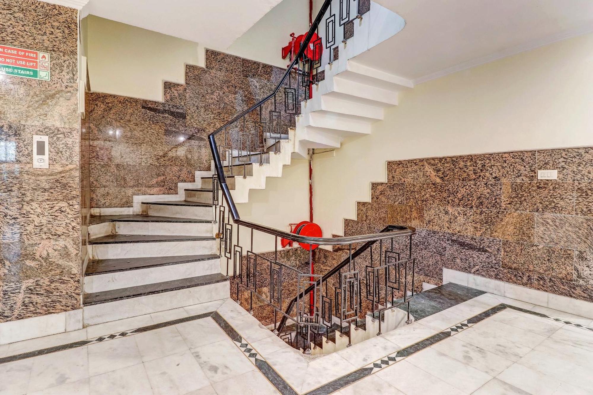 Hotel O Grand Central Delhi  Ngoại thất bức ảnh