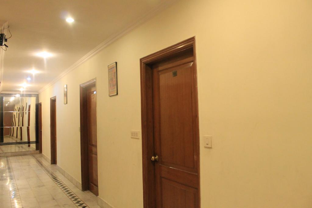Hotel O Grand Central Delhi  Ngoại thất bức ảnh
