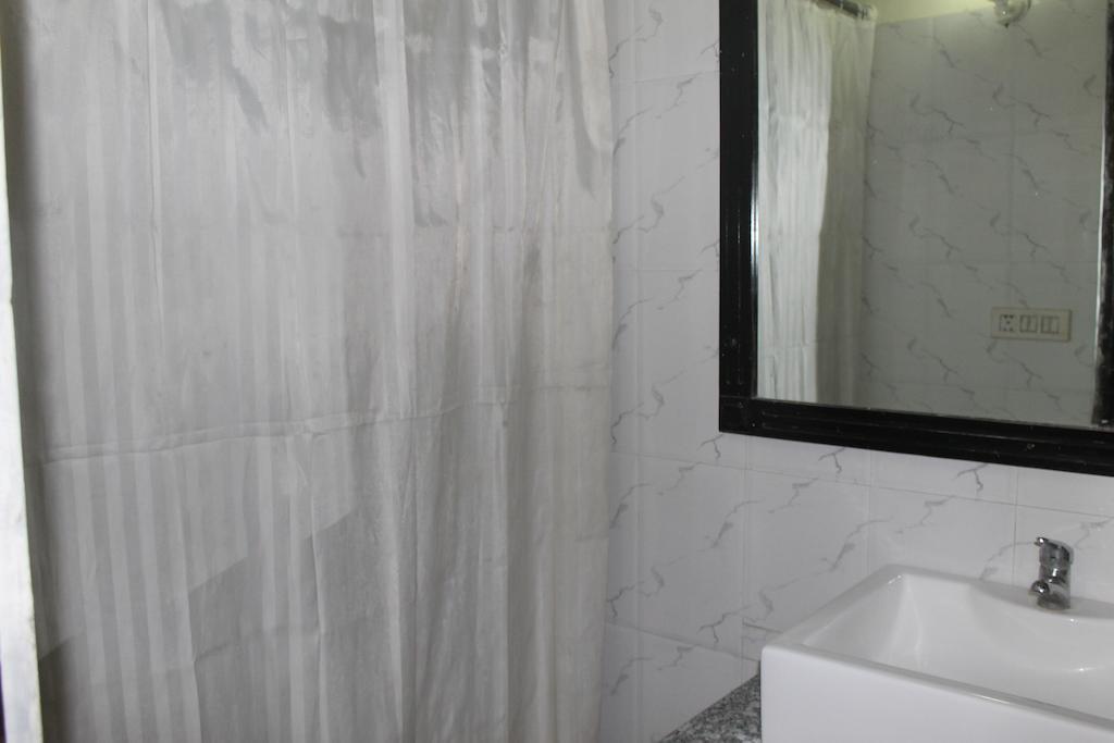 Hotel O Grand Central Delhi  Ngoại thất bức ảnh